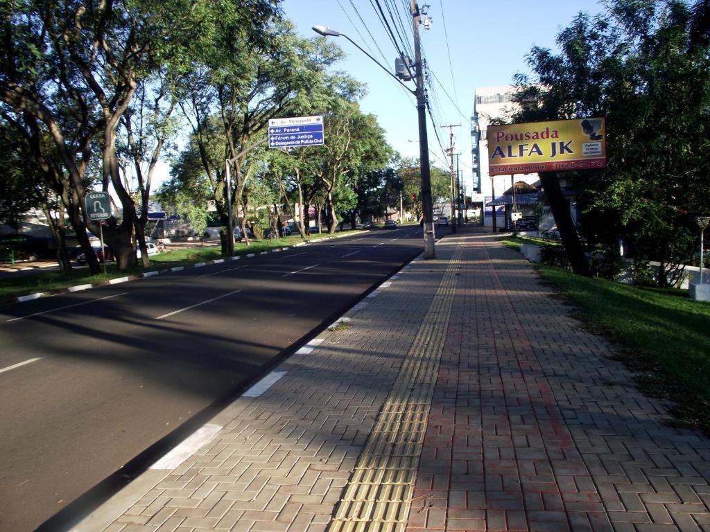 Hotel Pousada Jk Foz do Iguaçu Exterior foto